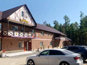 Отель Корона