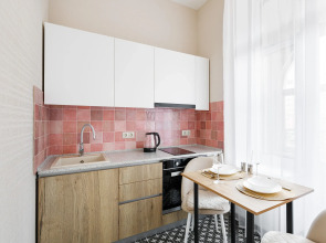 Апартаменты на улице Германа Титова 8