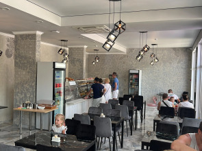 Отель Grand Eliza Гранд Элиза