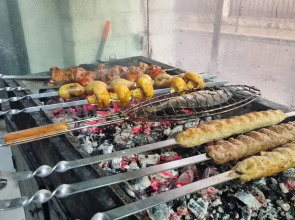 River House Apartments