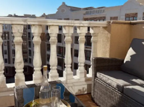 Апартаменты с террасой в 1 минуте от моря