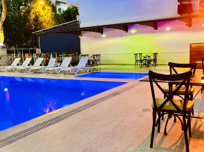 Отель Grand LAVİN