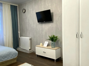 Апартаменты Современная 2 комнатная квартира в шаговой доступности от РКБ (больницы)