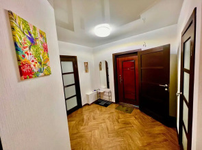 Апартаменты Центр восток отличная на Одесская 44к1