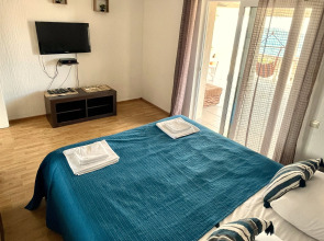 Апарт-отель Family House with pool & sea view