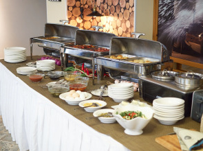 Отель Green Which