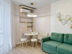 Квартира Aparts Дизайн-студия в центре с ж/д вокзалом