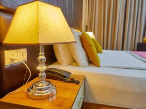 Отель Square Boutique