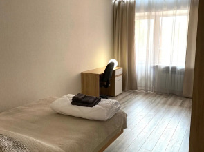 Апартаменты 2-комнатные с закрытой территорией на Захарова 26