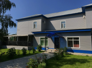 Отель Радужная