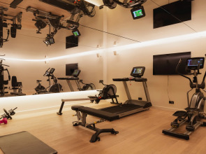 Отель Lumen Hotel & The Lisbon Light Show