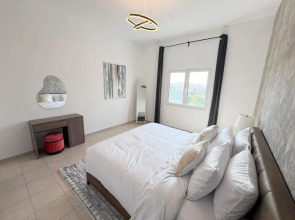 Apartments Cosmos Living Luxurious Suite DG