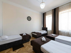 Гостевой дом Anna's Guest House Gori