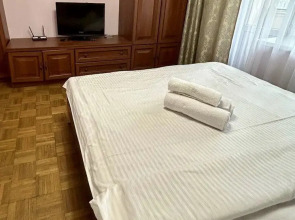 Апартаменты Двухкомнатная Квартира Шахтеров 23