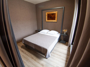 Отель ESENIN-LocuS