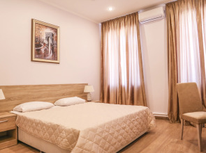 Kalinina 8 Mini-Hotel