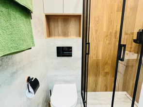 Апартаменты Студия с дизайнерским ремонтом с бассейном на крыше