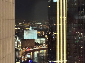 Апартаменты Sky City Moscow LUX Студия с большим окном с видом на все башни и город!
