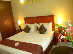 Отель Nejoum Al Emarate