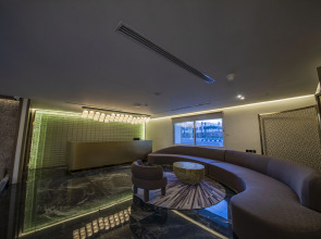 Отель Luxotel Aqaba Beach Resort & Spa Hotel