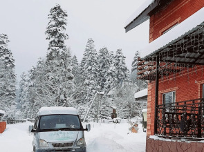 Гостевой дом Вила Лиза с трансфером к подъемникам