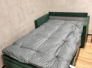 Апартаменты на втором этаже с балкoном