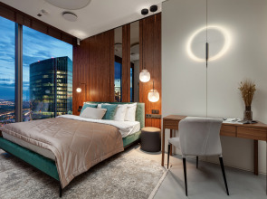 Апартаменты LordlyUp с караоке на  74 этаже