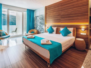 Отель Carine Kumbor Superior