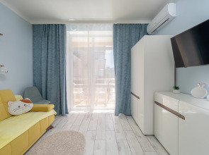 Апартаменты У Моря С Бассейном в ЖК Солнечный апр22