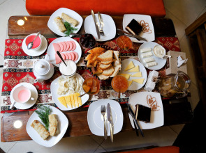 Бутик-Отель Tomu's