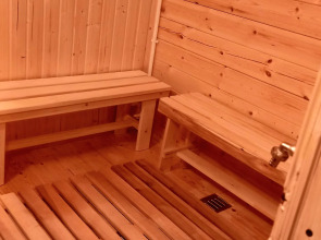 Дом у сосен