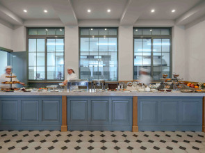 Grand Hotel Gyumri by Apricot Hotels