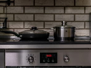 Апартаменты - Студия в Районе KMЗ