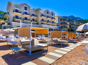 Отель California by Aycon