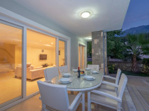 Вилла Rena Villaları - Spacious and Private Pool Villa in Oludeniz