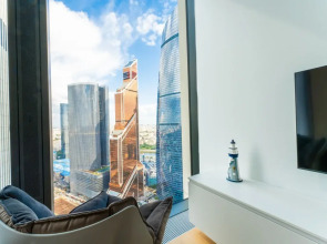 Уютная студия с видом на башни