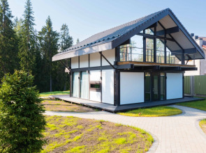 Гостевой Дом Дом с Панорамным Видом на Лес