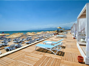 Отель Holiday Inn Antalya Lara