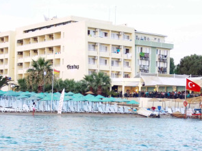 Отель Tuntas Beach Altinkum