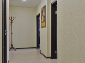 Квартира Комфортное Жилье в Центре Города с Видом на Реку Булак