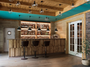 Отель Хорсека Резорт