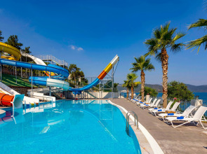 Отель Blue Dreams Resort