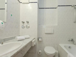 Отель Andante Hotel Erding