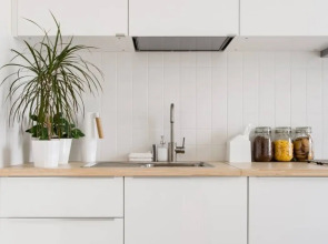 Апартаменты Cozy River and Park View Apartment