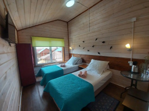 Алдартай Отель