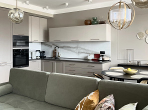 Апартаменты Элегантные с Панорамным Видом