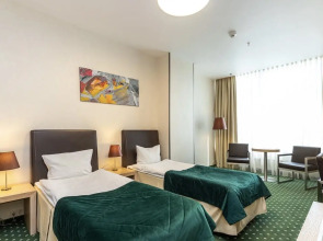 Отель Green City Hotel