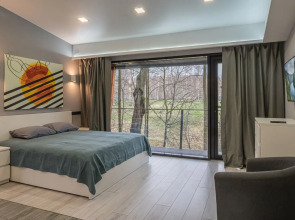 Отель Шепот