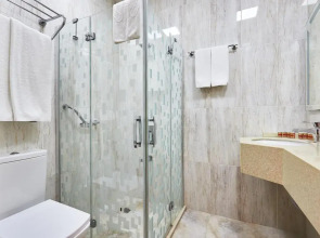 Отель Boulevard Side