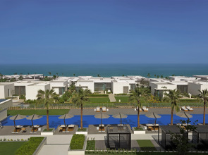 Отель The Oberoi Beach Resort Al Zorah